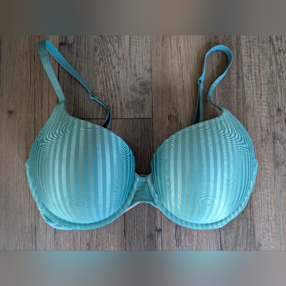 Victoria's Secret Teal Shiny Push-up Bra